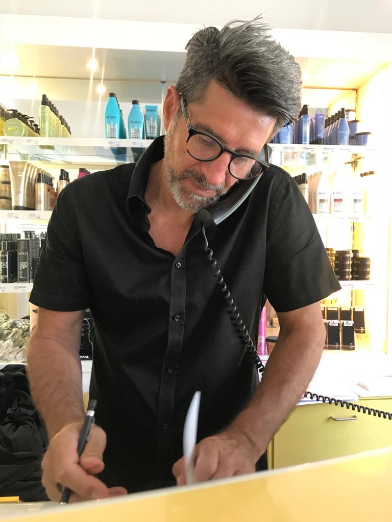 Haarartist Helmut Wernhard